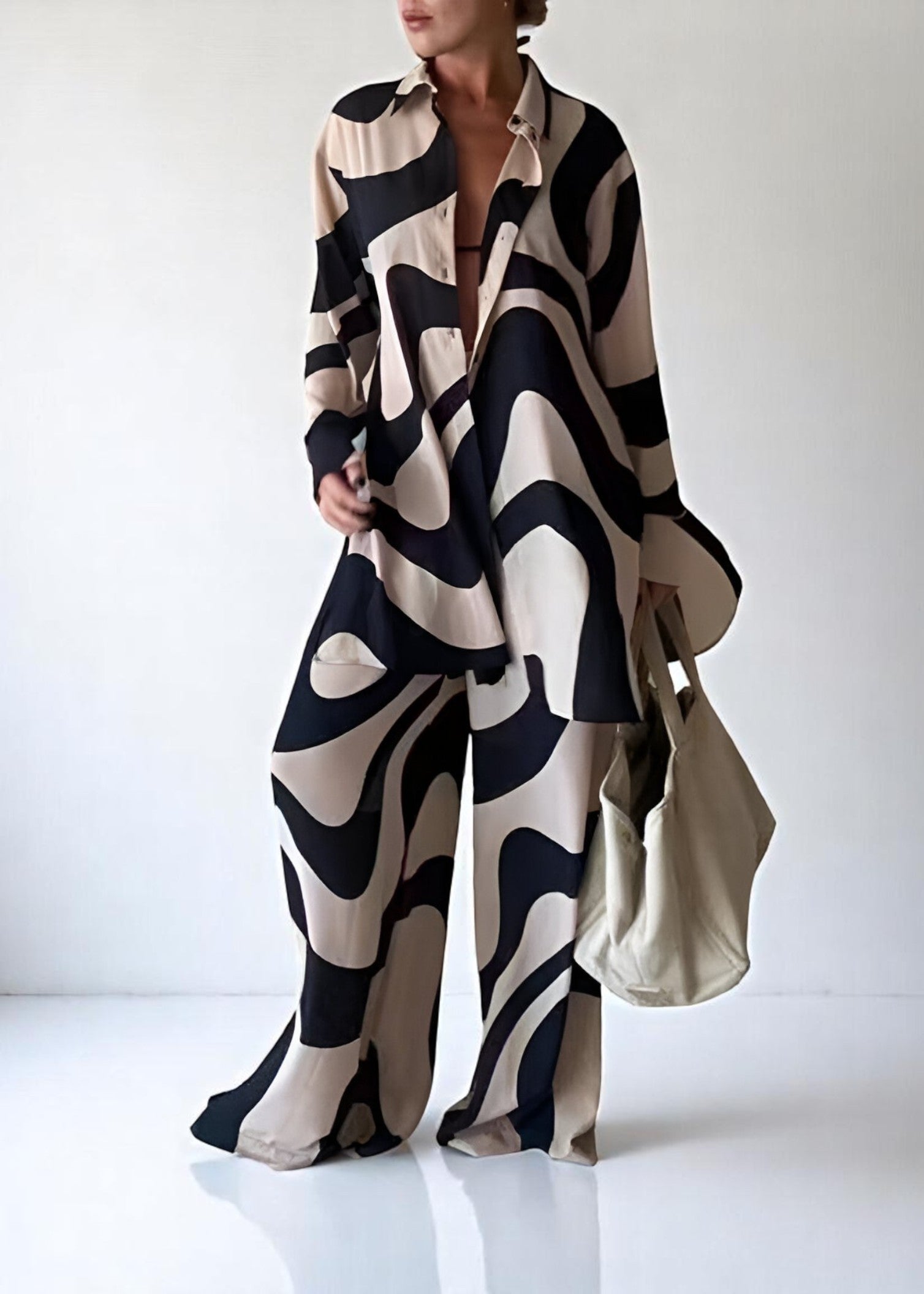 Nude with Black / 3XL