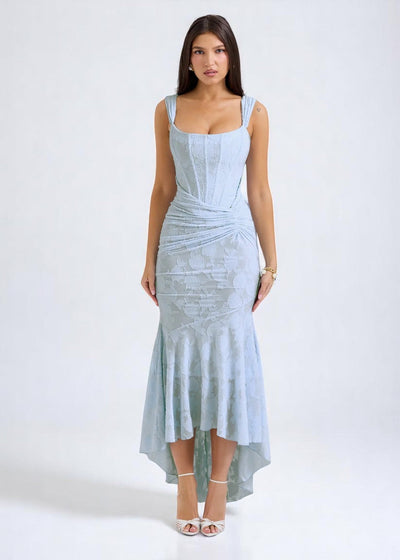 Nela the label | Romantic evening dress with lace detail
