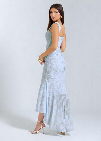 Nela the label | Romantic evening dress with lace detail
